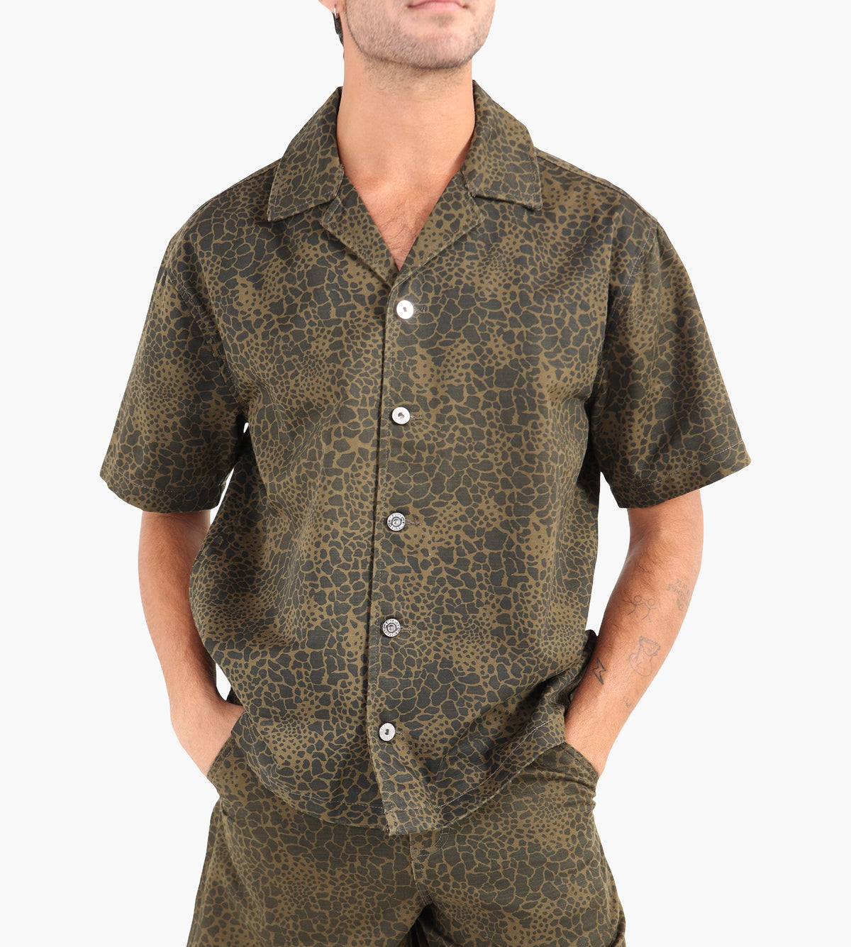 Libertine-Libertine Volcano Shirt 3627 Olive Camo